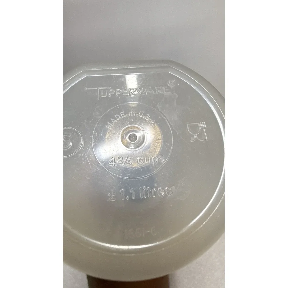 Vintage Tupperware Spaghetti Container 1661-6 Black Lid 1607-11‎